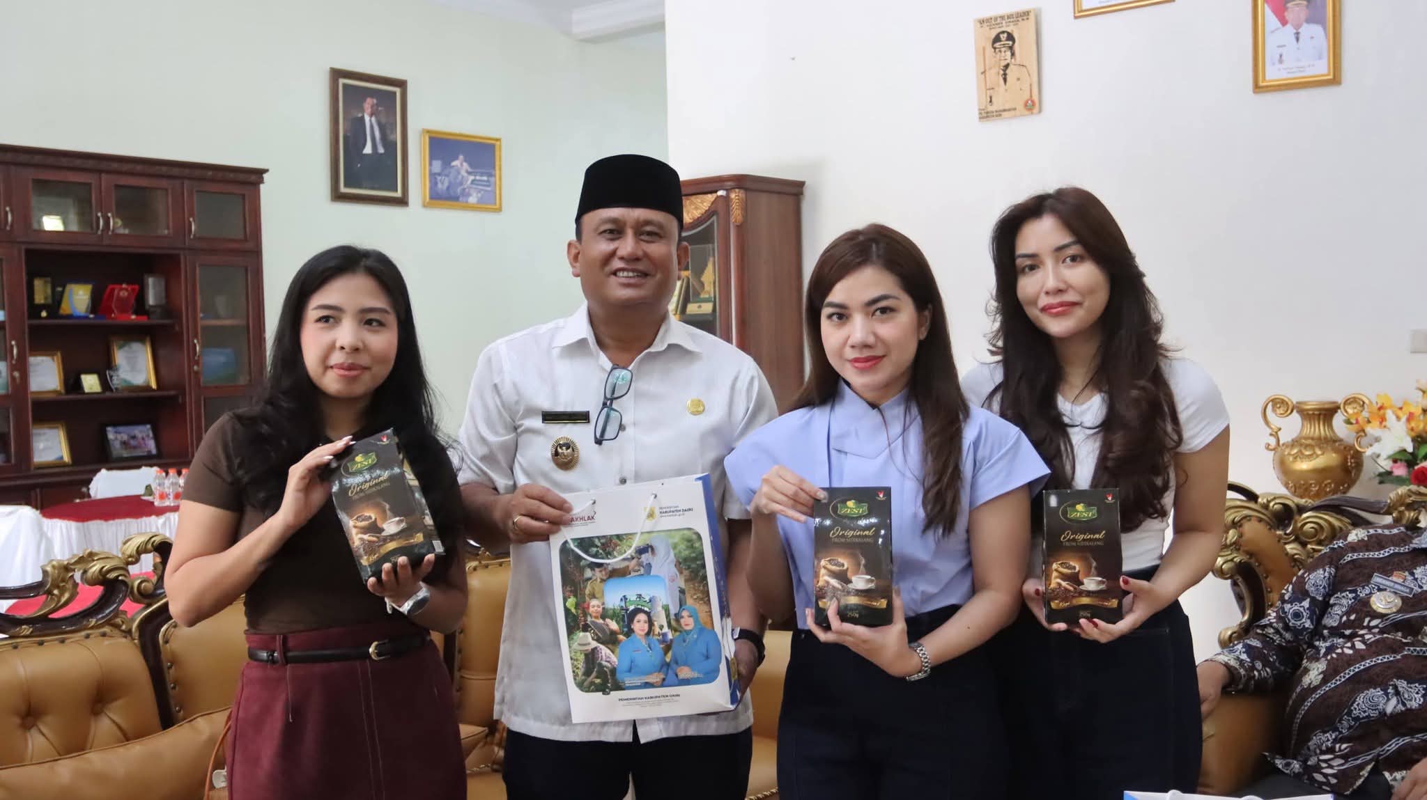dukung