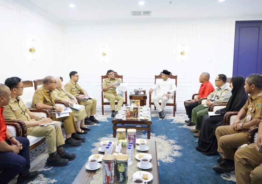 Pencegahan Penyakit Rabies, Gubernur Bobby Nasution Targetkan 80 Persen Vaksinasi Hewan Peliharaan